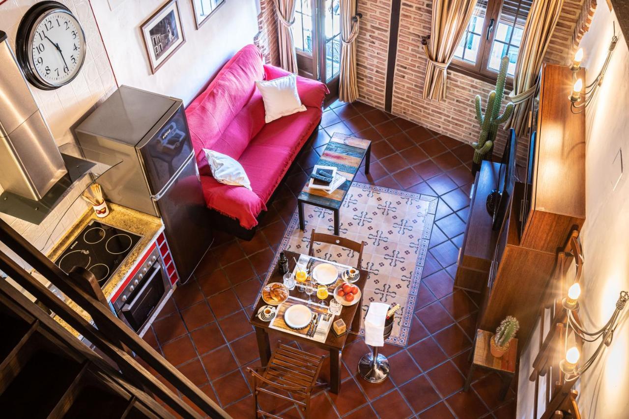 Versatil Apartamentos ซาร์ซาเดกรานาดิยา ภายนอก รูปภาพ